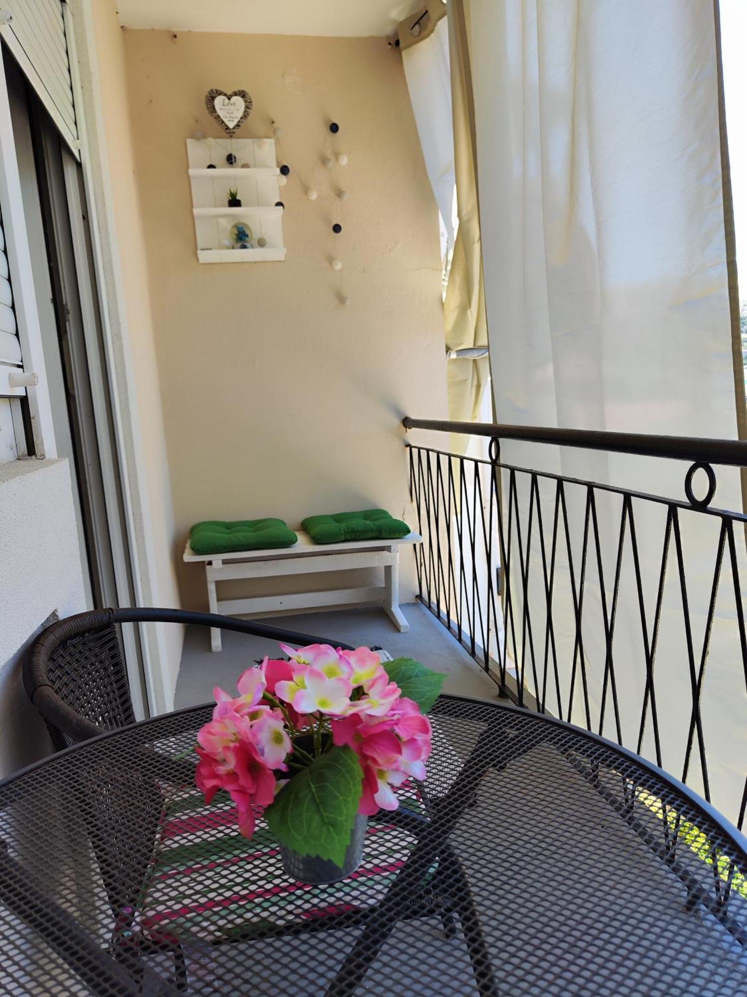 דירות פג Apartman Vesna Pag מראה חיצוני תמונה